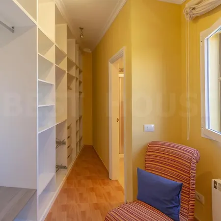 Rural With Community Pool Apartment