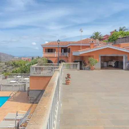 Apartment Rural With Community Pool