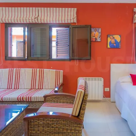 Rural With Community Pool Apartment Santa Brígida