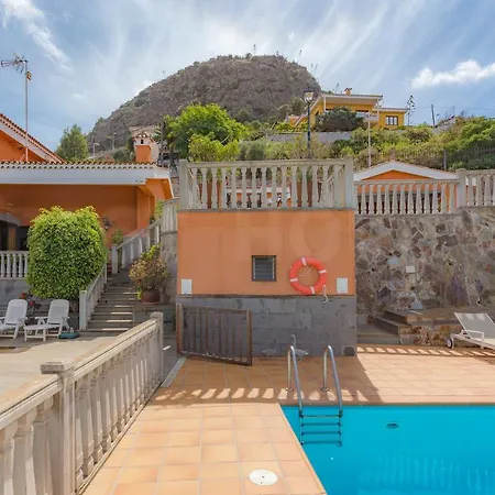 Rural With Community Pool Apartment